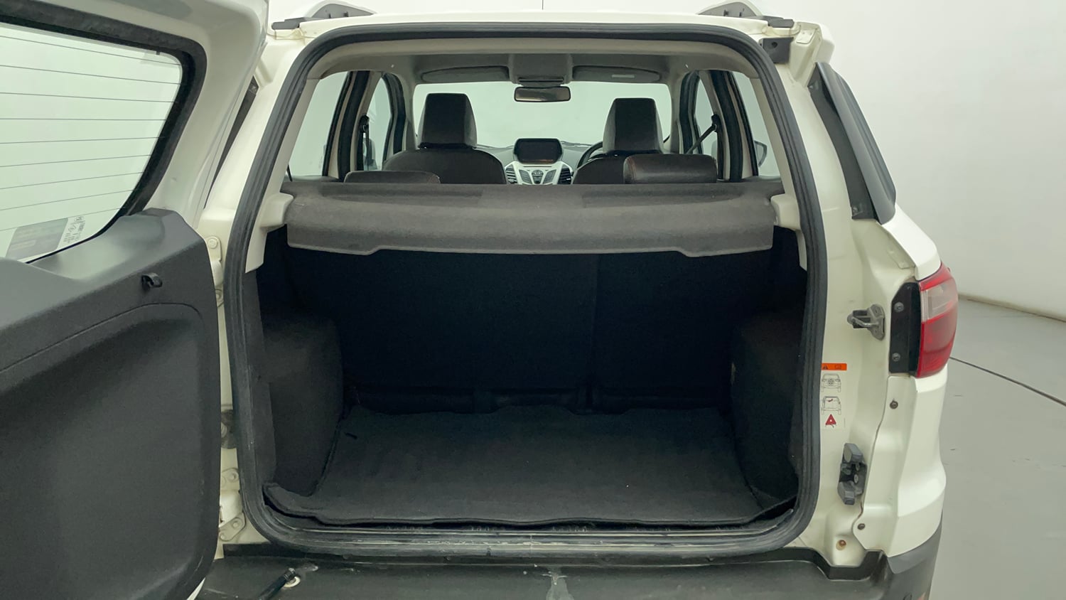 Used 2017 Ford EcoSport Titanium 1.5L TDCi Diesel Manual interior DICKY INSIDE VIEW