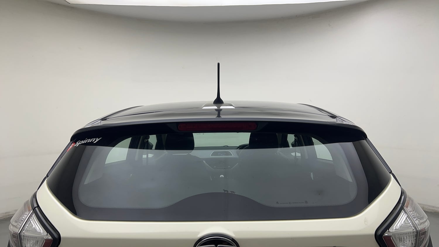 Used 2018 Tata Nexon XM Petrol Manual exterior BACK WINDSHIELD VIEW