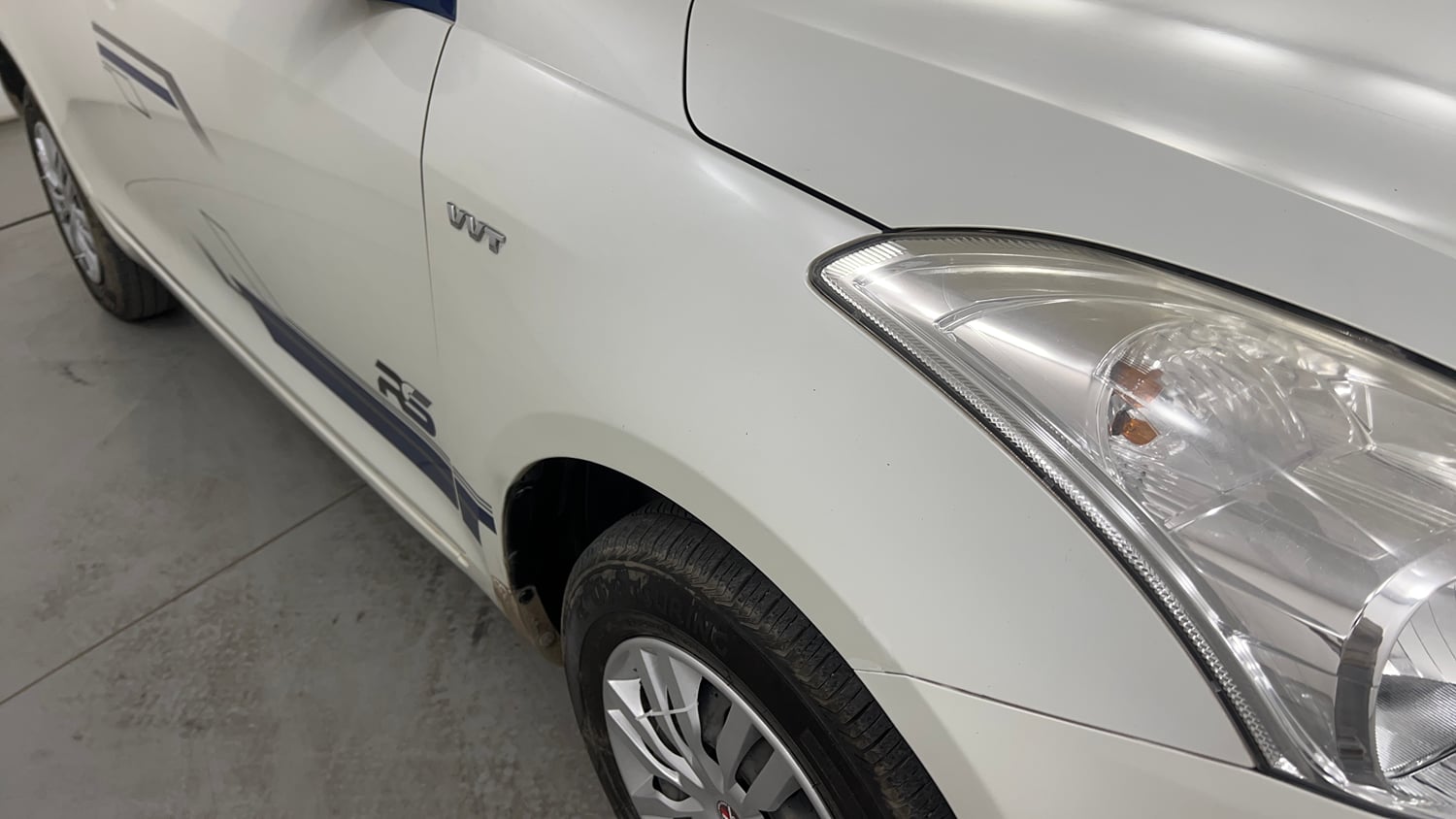 Used 2013 Maruti Suzuki Swift VXi Petrol Manual dents MINOR SCRATCH