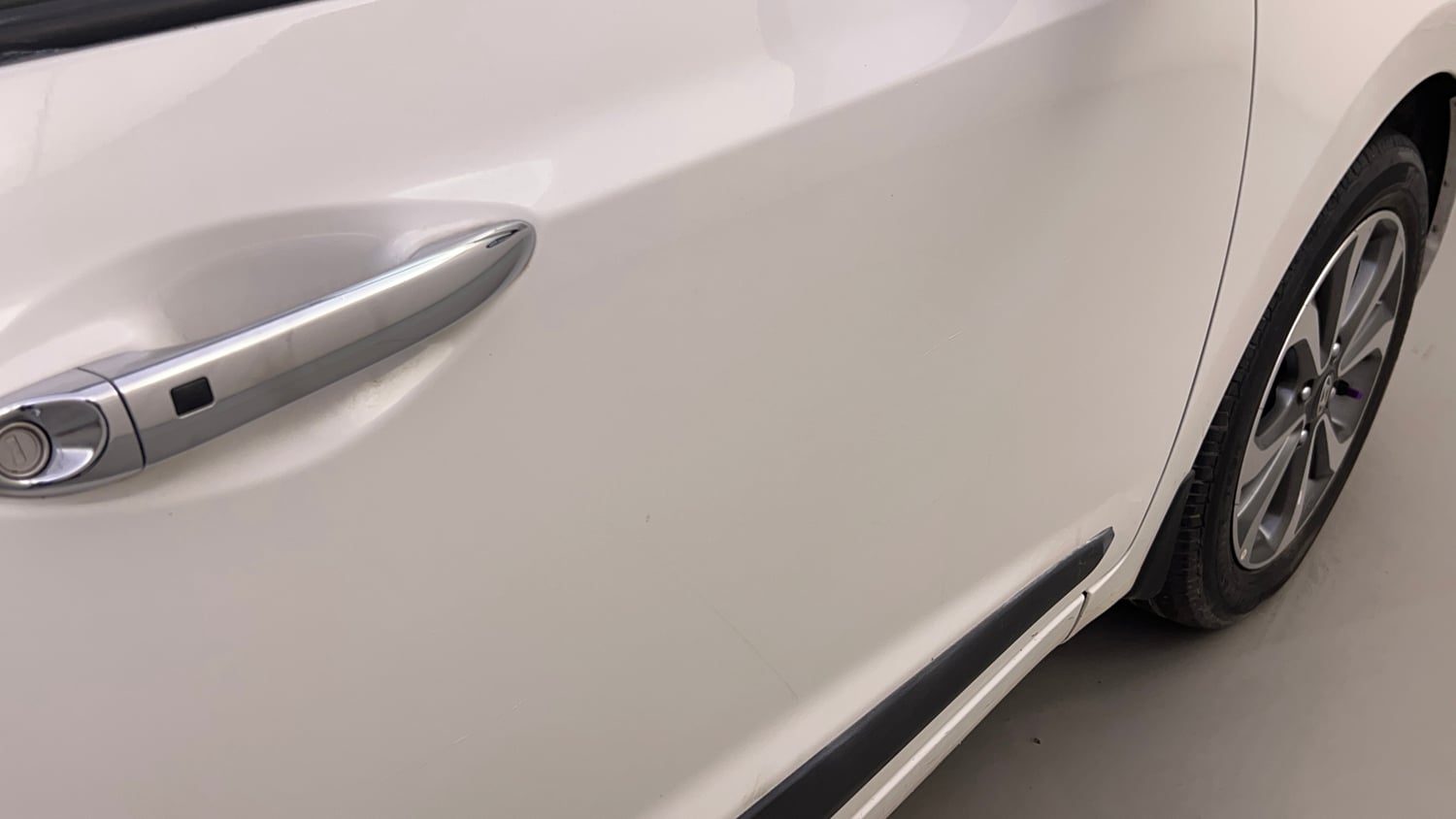 Used 2015 Hyundai Xcent SX 1.2 (O) Petrol Manual dents MINOR DENT