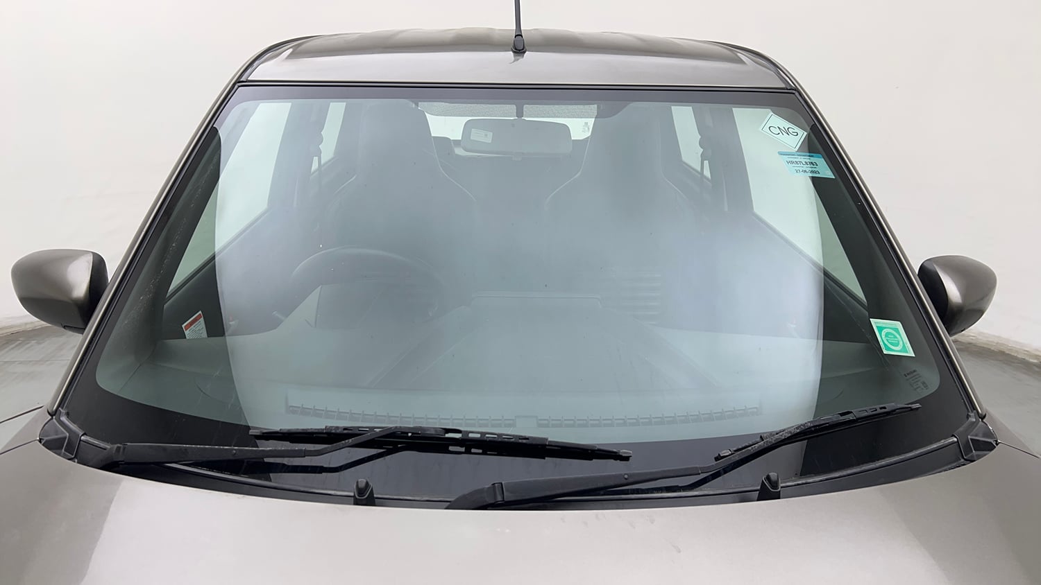 Used 2023 Maruti Suzuki Wagon R VXI 1.0 CNG Cng Manual exterior FRONT WINDSHIELD VIEW