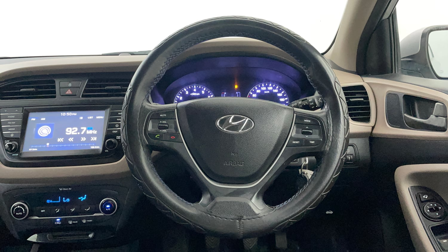Used 2017 Hyundai Elite i20 Asta 1.2 Petrol Manual interior STEERING VIEW