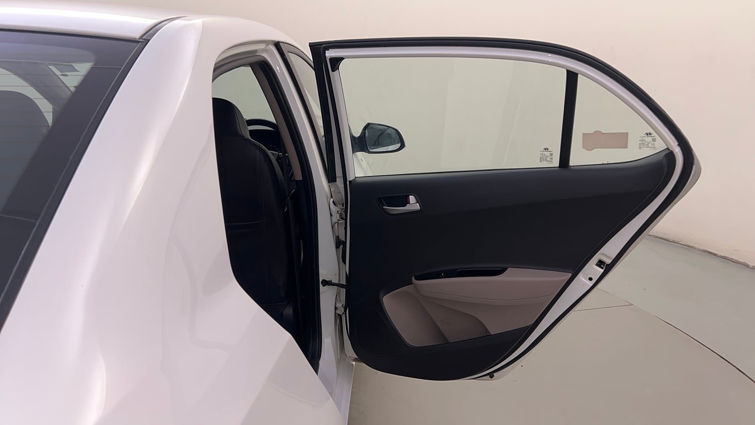 Used 2015 Hyundai Xcent SX 1.2 (O) Petrol Manual interior RIGHT REAR DOOR OPEN VIEW