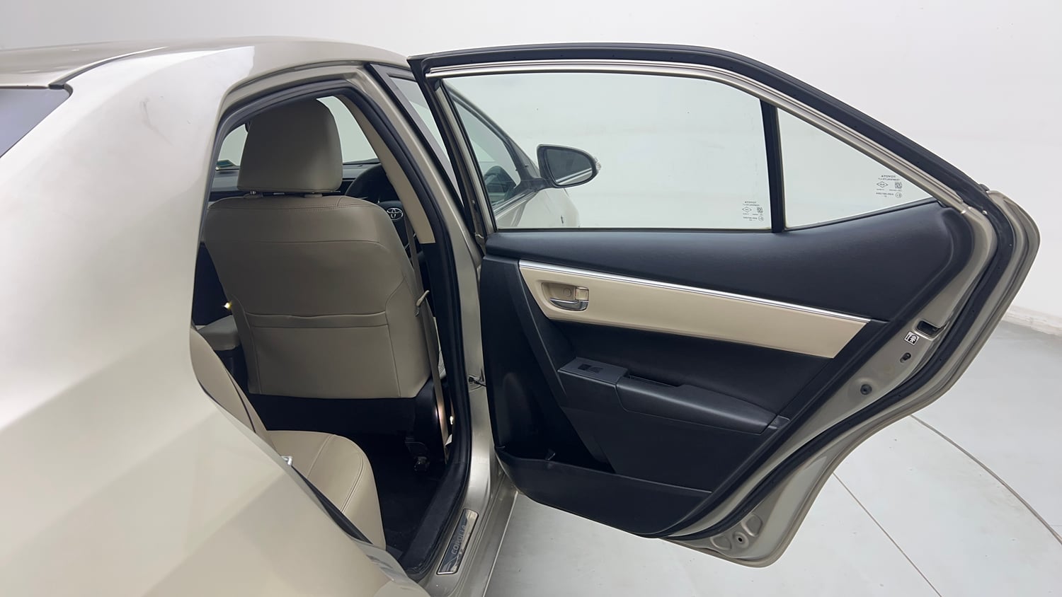 Used 2016 Toyota Corolla Altis VL AT Petrol Petrol Automatic interior RIGHT REAR DOOR OPEN VIEW