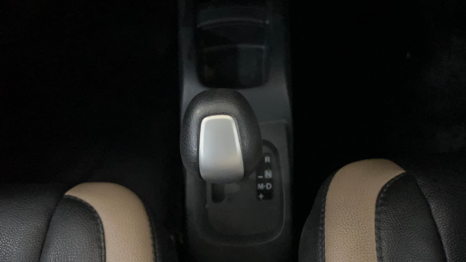 Used 2017 Maruti Suzuki Wagon R 1.0 VXI AMT (O) Petrol Automatic interior GEAR  KNOB VIEW