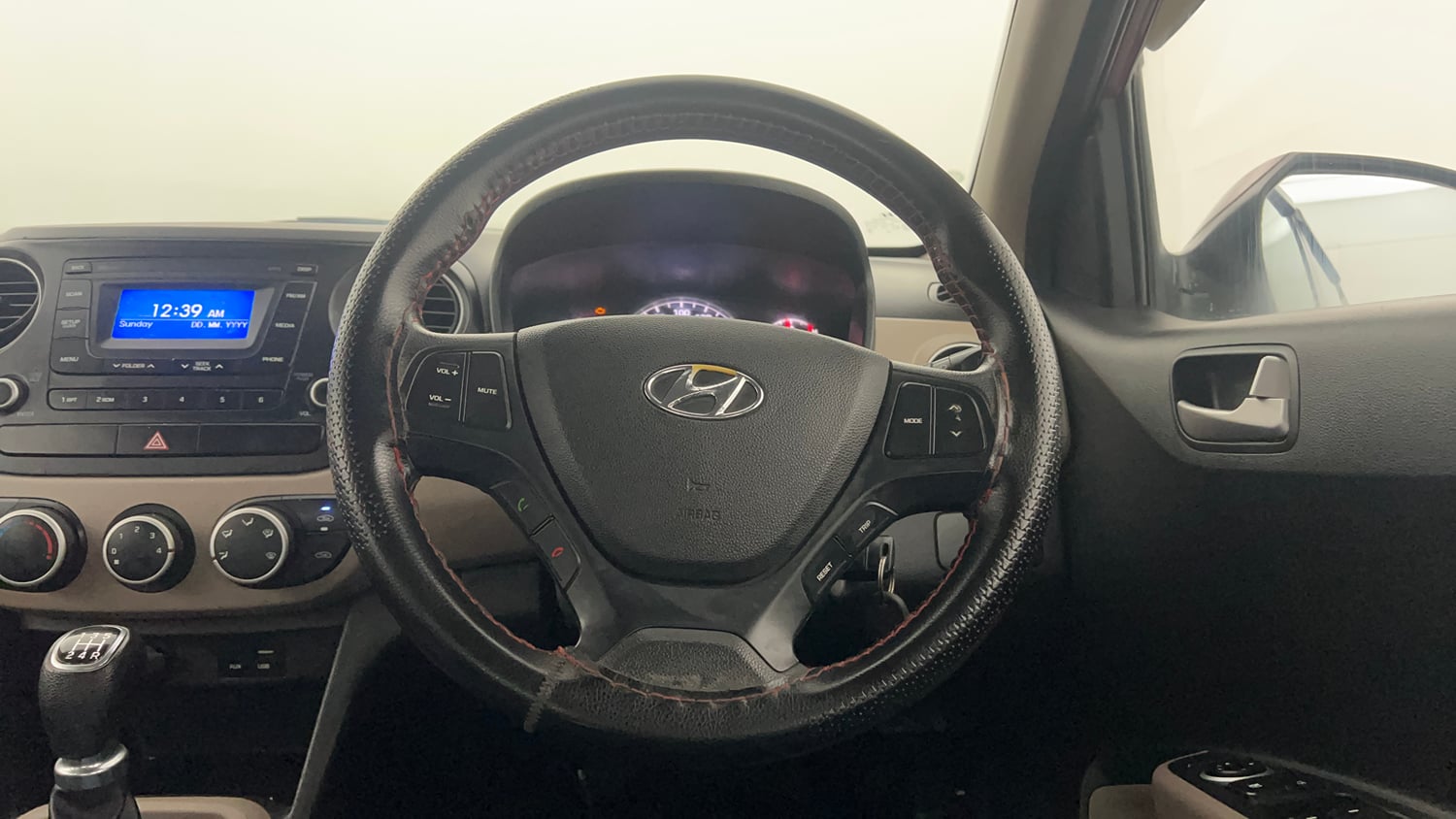 Used 2016 Hyundai Grand i10 Sportz 1.2 Kappa VTVT Petrol Manual interior STEERING VIEW