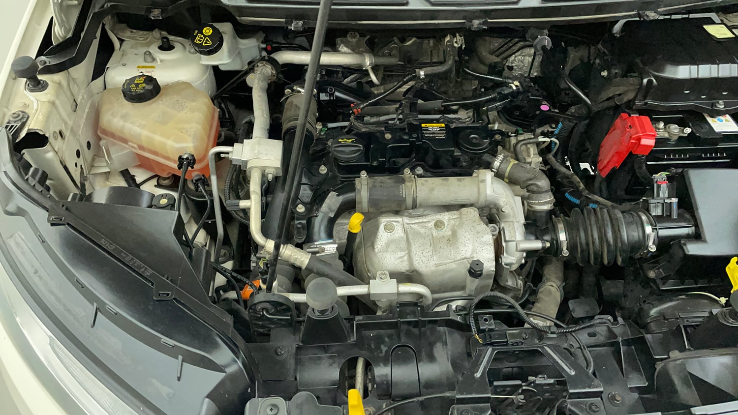 Used 2017 Ford EcoSport Titanium 1.5L TDCi Diesel Manual engine ENGINE RIGHT SIDE VIEW