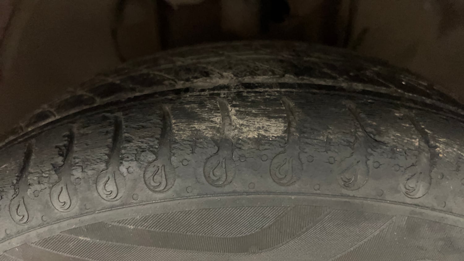 Used 2021 Tata Tiago XZ Petrol Manual tyres RIGHT FRONT TYRE TREAD VIEW