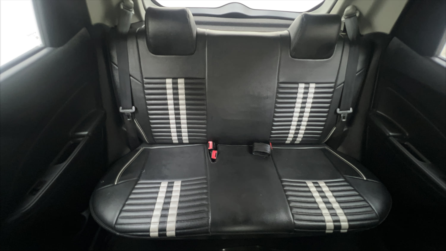 Used 2021 Maruti Suzuki Swift VXi Petrol Manual interior REAR SEAT CONDITION VIEW