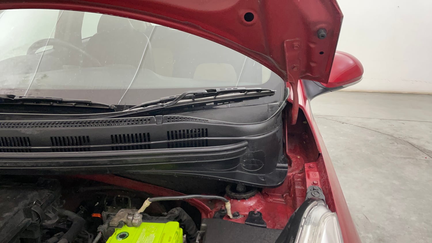 Used 2018 Hyundai Grand i10 Asta 1.2 Kappa VTVT Petrol Manual engine ENGINE LEFT SIDE HINGE & APRON VIEW