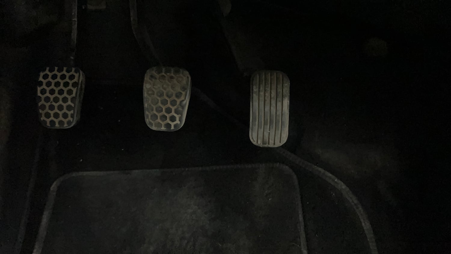 Used 2021 Tata Tiago XZ Petrol Manual interior PEDALS VIEW