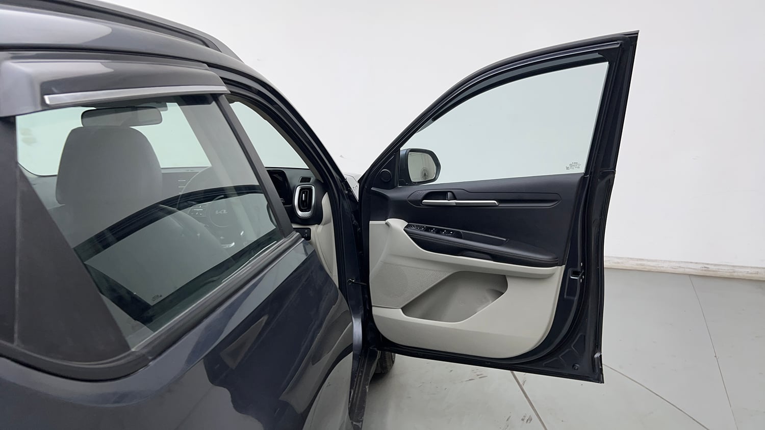 Used 2023 Kia Sonet HTX 1.0 Turbo Petrol DCT Petrol Automatic interior RIGHT FRONT DOOR OPEN VIEW