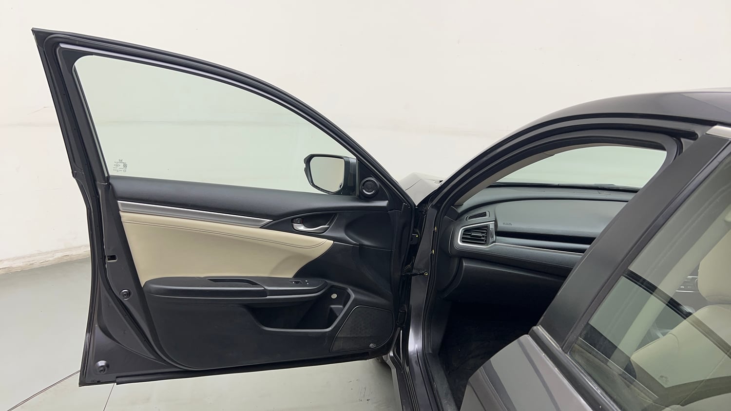Used 2020 Honda Civic VX CVT Petrol Petrol Automatic interior LEFT FRONT DOOR OPEN VIEW