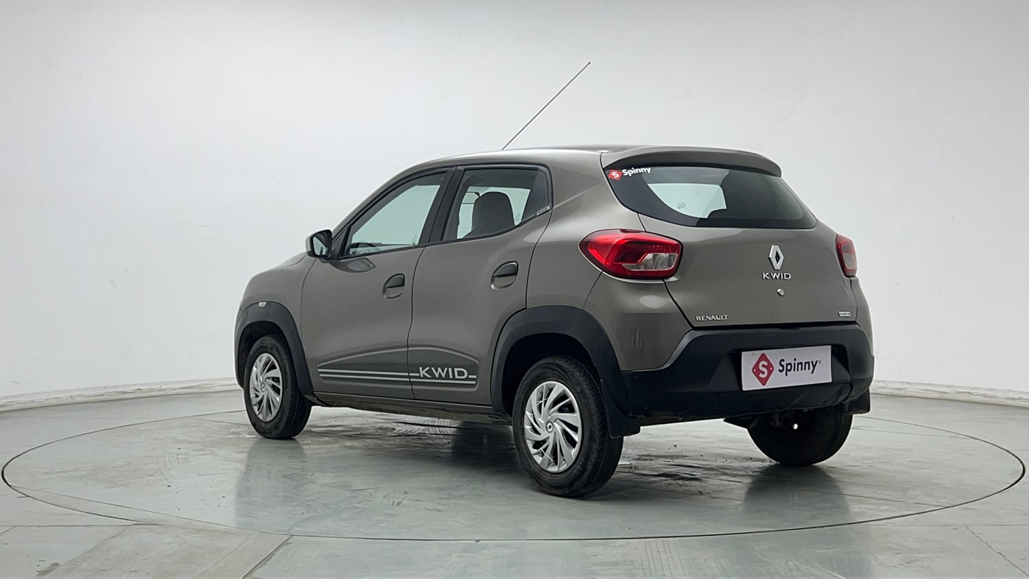 Used 2019 Renault Kwid 1.0 RXT AMT Opt Petrol Automatic exterior LEFT REAR CORNER VIEW