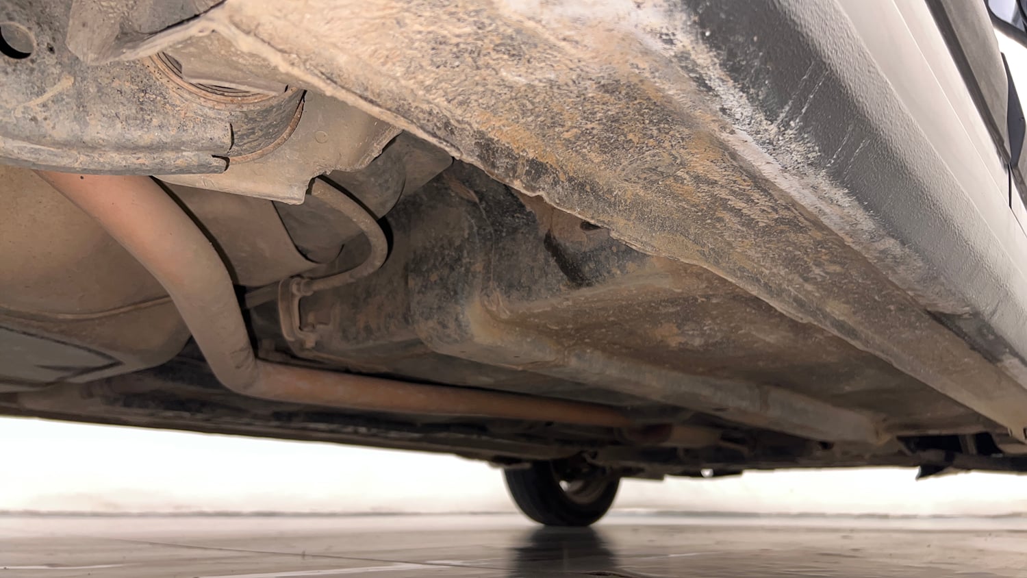 Used 2016 Hyundai Grand i10 Asta 1.2 Kappa VTVT (O) Petrol Manual extra REAR RIGHT UNDERBODY VIEW