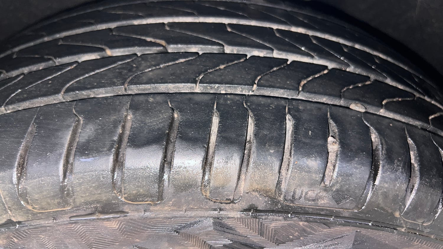 Used 2021 Ford EcoSport Titanium 1.5L TDCi Diesel Manual tyres LEFT REAR TYRE TREAD VIEW