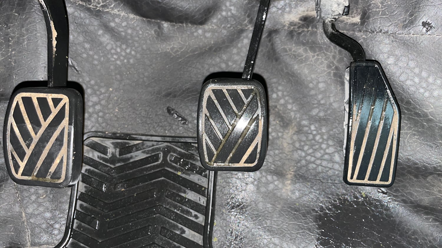 Used 2021 Maruti Suzuki Ignis Sigma 1.2 MT Petrol Manual interior PEDALS VIEW