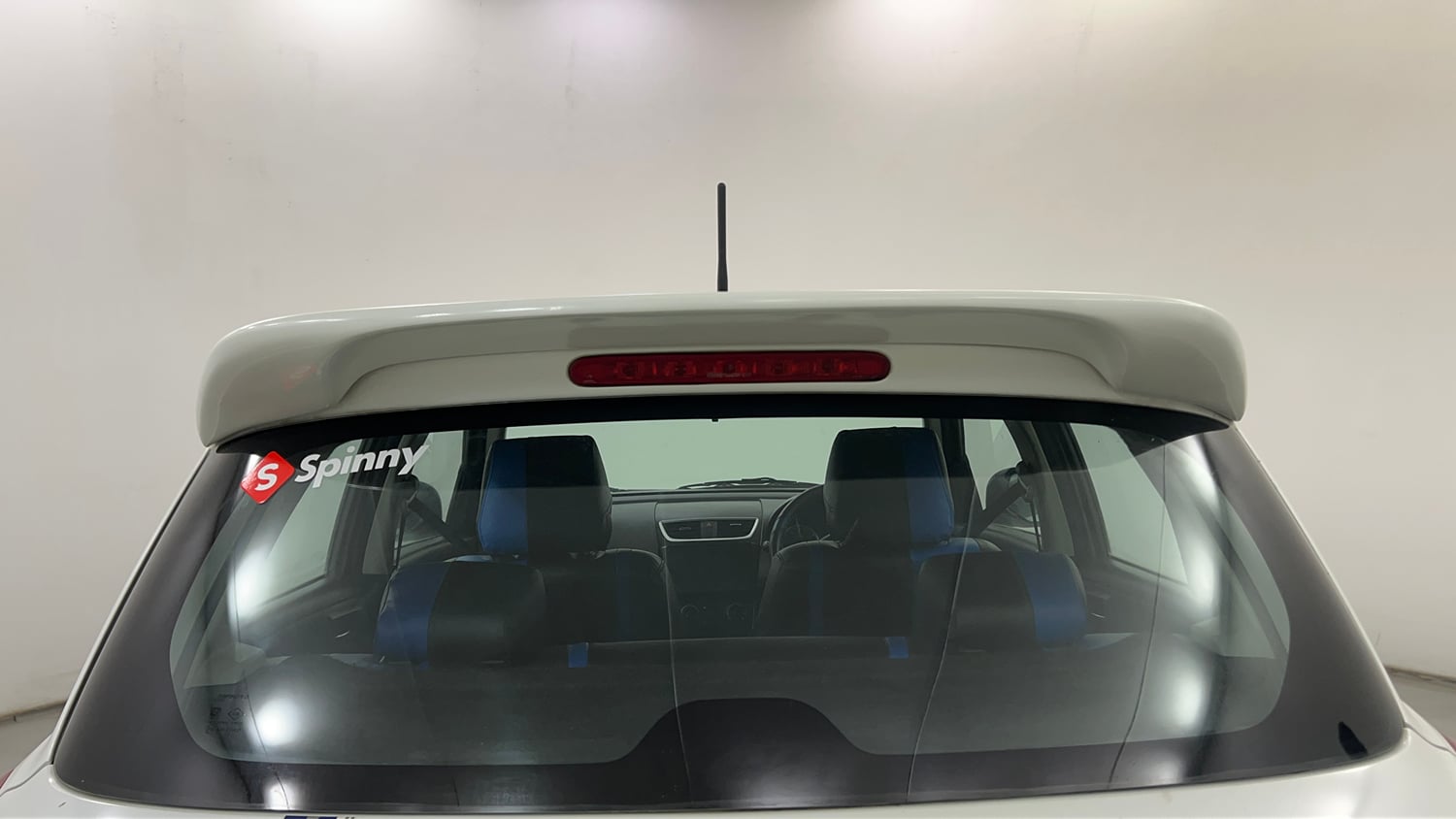 Used 2013 Maruti Suzuki Swift VXi Petrol Manual exterior BACK WINDSHIELD VIEW