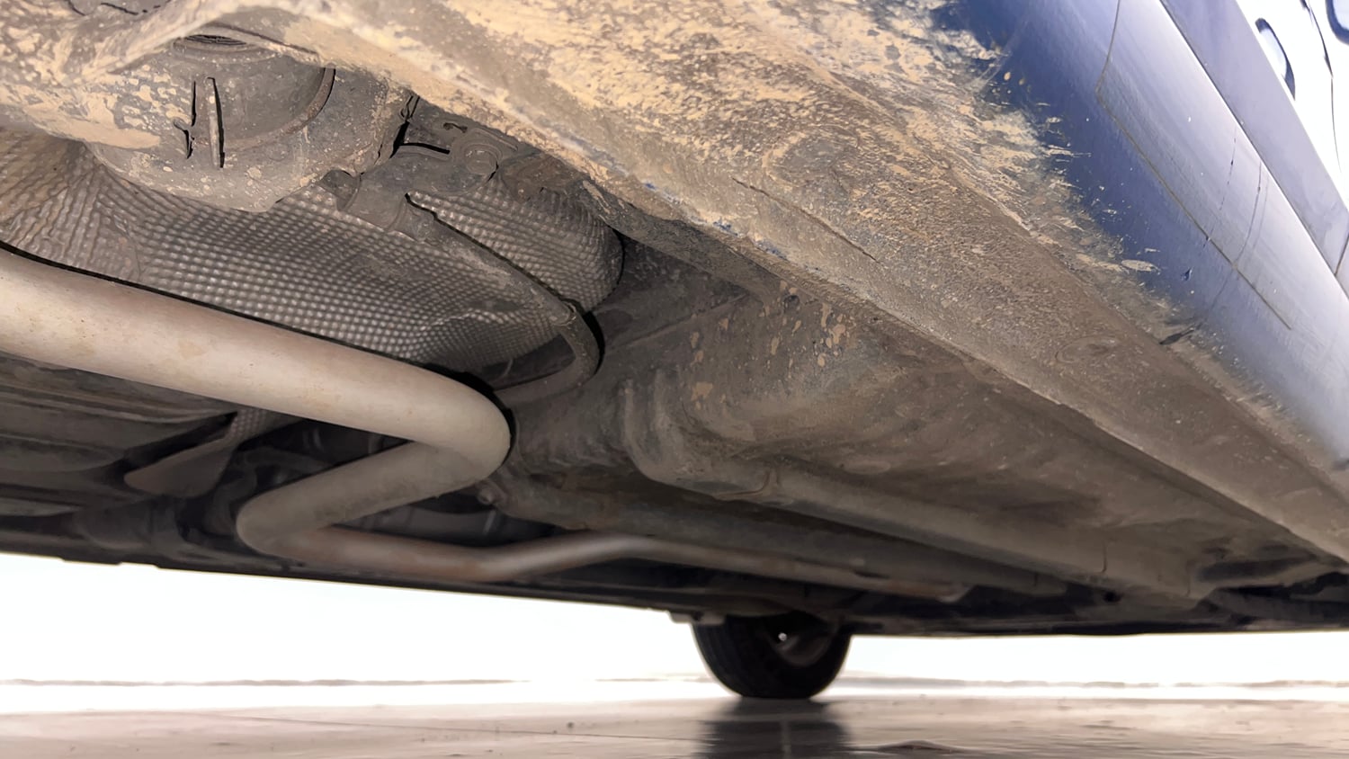 Used 2018 Hyundai Elite i20 Asta 1.2 AT Petrol Automatic extra REAR RIGHT UNDERBODY VIEW