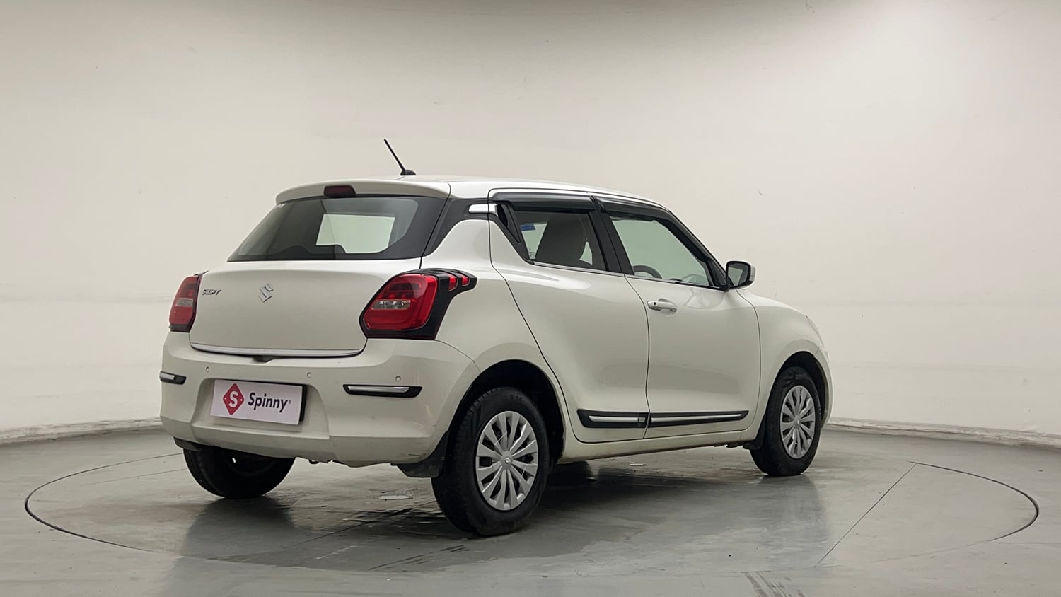 Used 2021 Maruti Suzuki Swift VXi Petrol Manual exterior RIGHT REAR CORNER VIEW