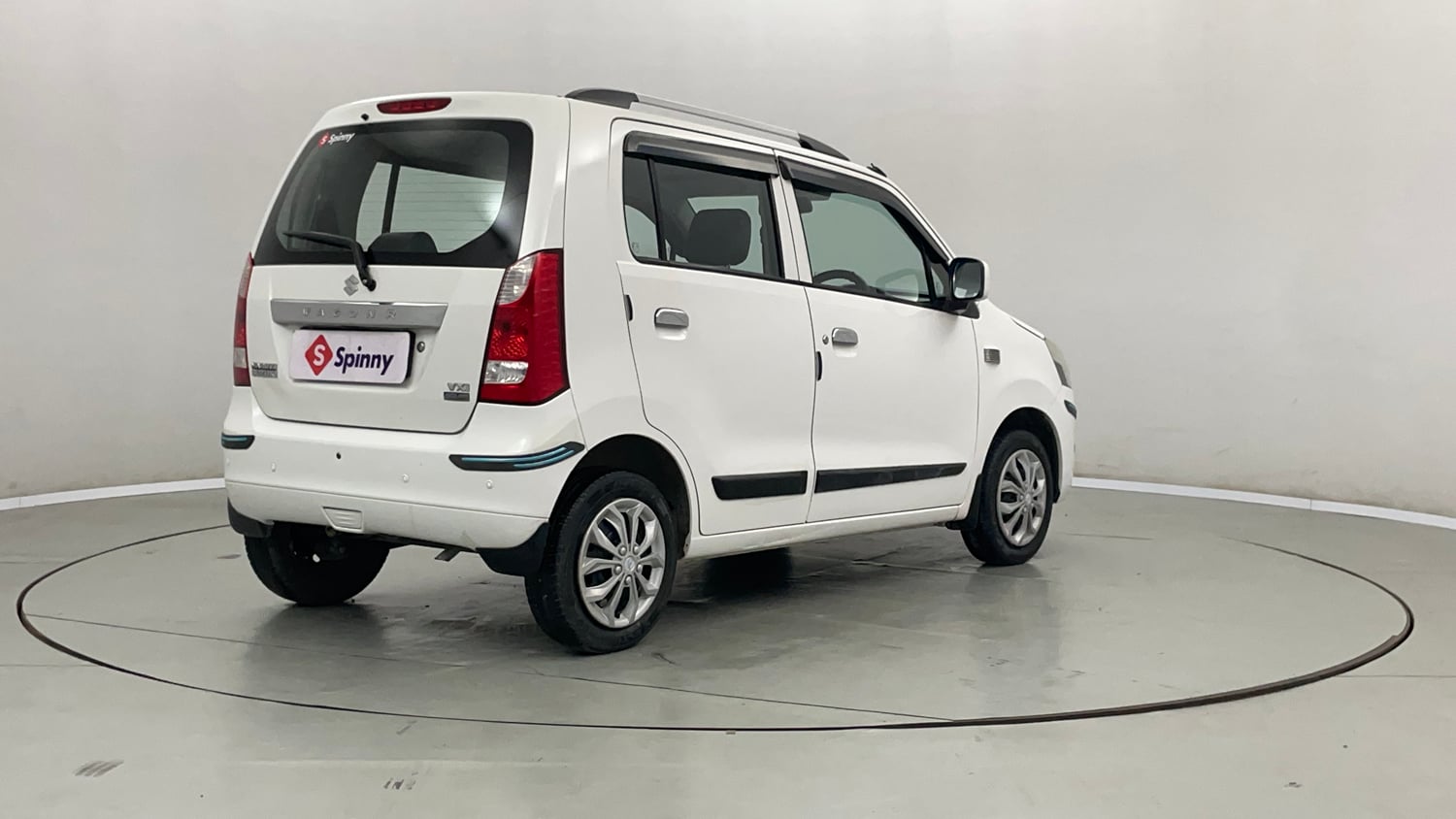 Used 2017 Maruti Suzuki Wagon R 1.0 VXI AMT Petrol Automatic exterior RIGHT REAR CORNER VIEW