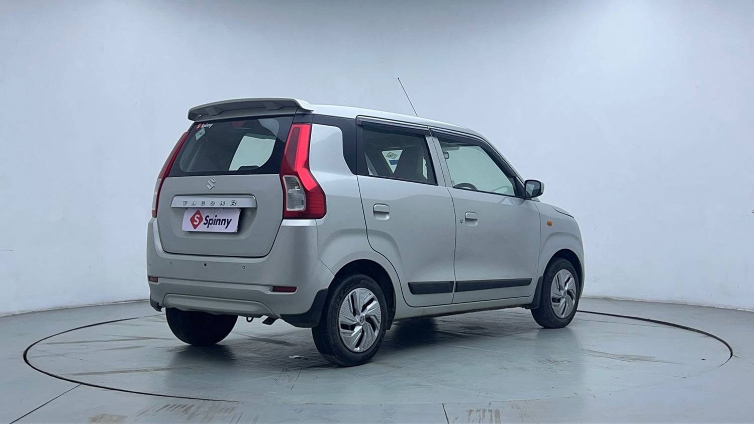 Used 2022 Maruti Suzuki Wagon R VXI 1.0 CNG Cng Manual exterior RIGHT REAR CORNER VIEW