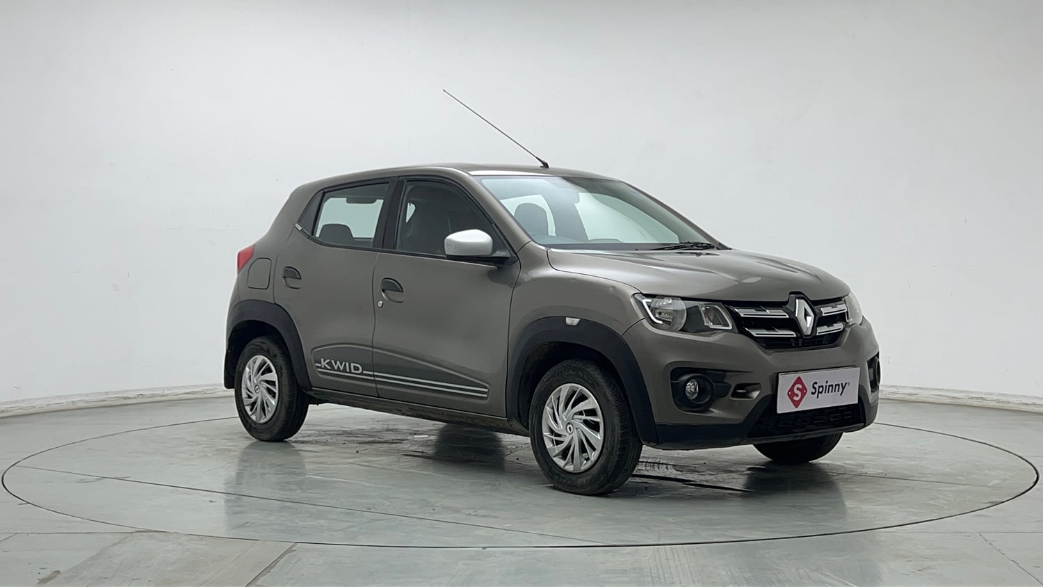 Used 2019 Renault Kwid 1.0 RXT AMT Opt Petrol Automatic exterior RIGHT FRONT CORNER VIEW