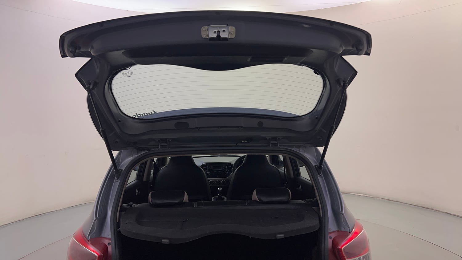 Used 2016 Hyundai Grand i10 Asta 1.2 Kappa VTVT (O) Petrol Manual interior DICKY DOOR OPEN VIEW