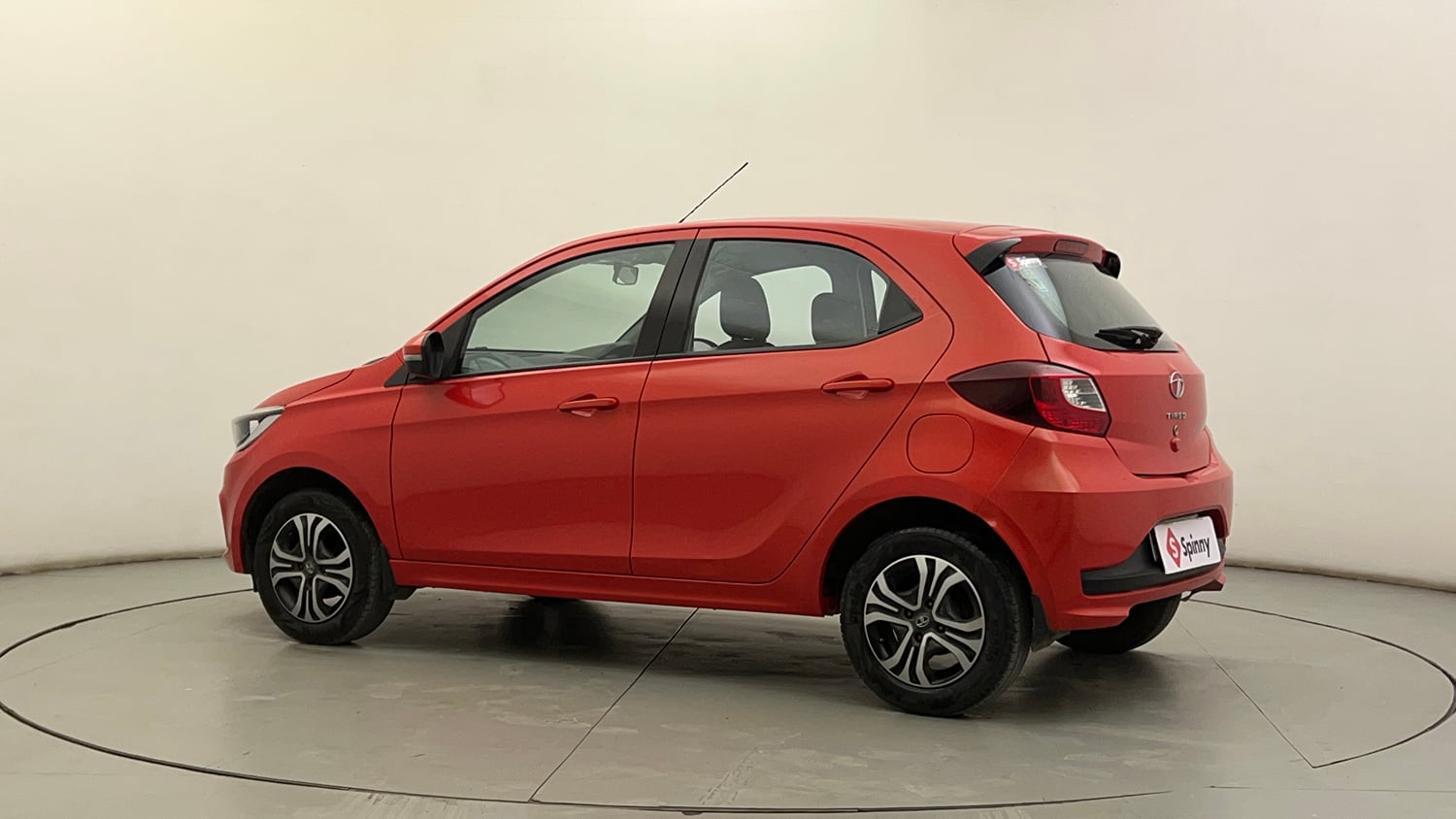 Used 2021 Tata Tiago XZ Petrol Manual exterior LEFT REAR CORNER VIEW