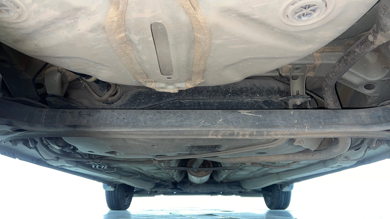 Used 2021 Maruti Suzuki Swift VXi Petrol Manual extra REAR UNDERBODY VIEW (TAKEN FROM REAR)