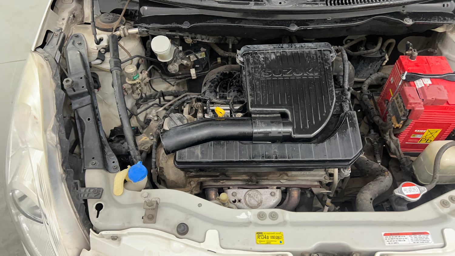 Used 2013 Maruti Suzuki Swift VXi Petrol Manual engine ENGINE RIGHT SIDE VIEW
