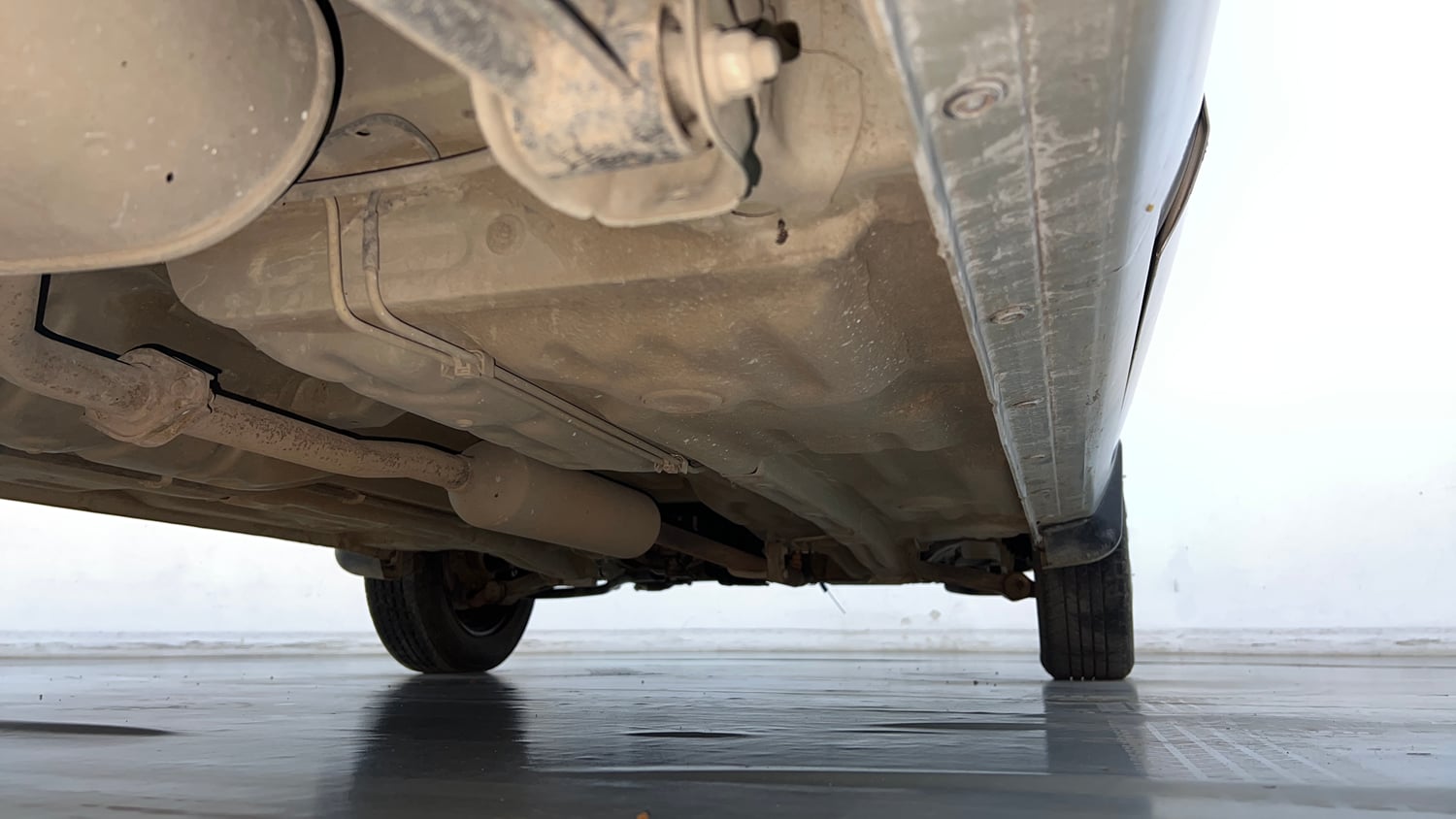 Used 2017 maruti-suzuki Alto K10 VXi (O) AMT Petrol Automatic extra REAR RIGHT UNDERBODY VIEW