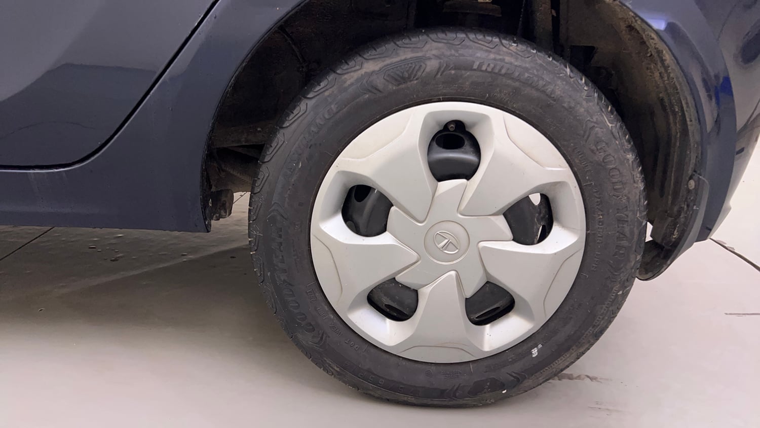 Used 2021 Tata Tiago XT Petrol Manual tyres LEFT REAR TYRE RIM VIEW