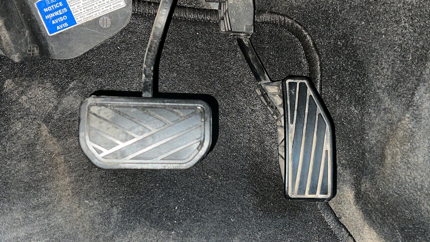 Used 2016 Maruti Suzuki Baleno Delta 1.2 AT Petrol Automatic interior PEDALS VIEW