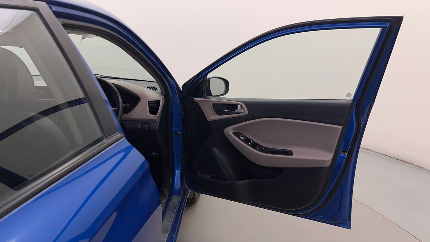 Used 2018 Hyundai Elite i20 Asta 1.2 AT Petrol Automatic interior RIGHT FRONT DOOR OPEN VIEW