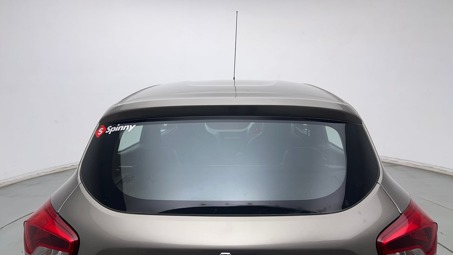 Used 2019 Renault Kwid 1.0 RXT AMT Opt Petrol Automatic exterior BACK WINDSHIELD VIEW