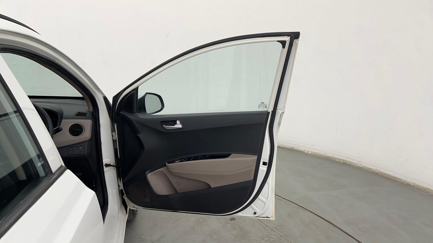Used 2015 Hyundai Grand i10 Sportz 1.2 Kappa VTVT Petrol Manual interior RIGHT FRONT DOOR OPEN VIEW