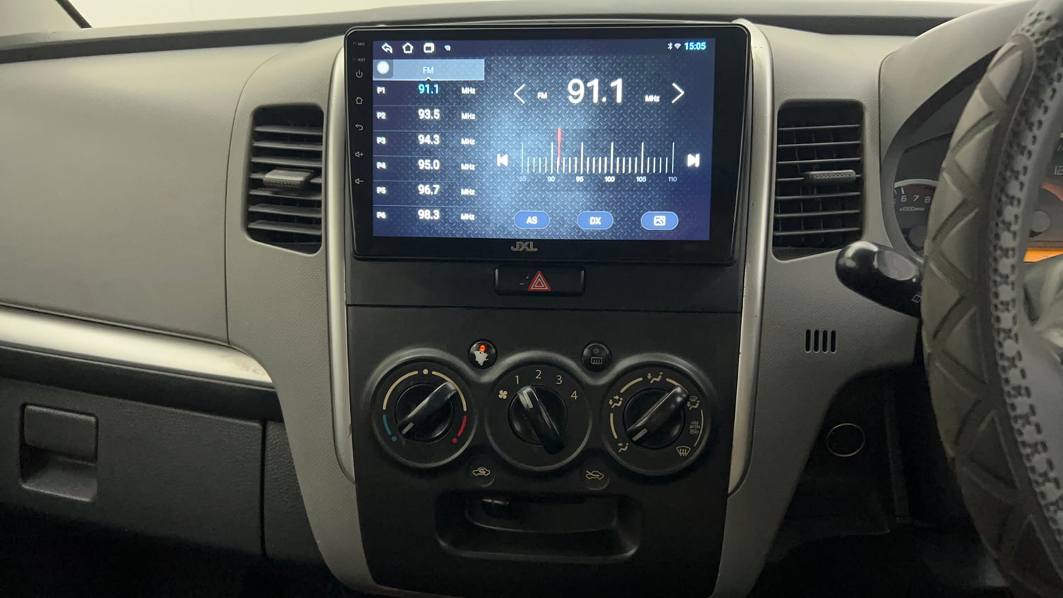 Used 2012 Maruti Suzuki Wagon R 1.0 VXI Petrol + CNG (Outside Fitted) Cng Manual top_features Integrated (in-dash) music system