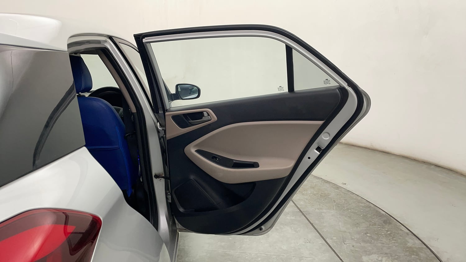 Used 2017 Hyundai Elite i20 Asta 1.2 Petrol Manual interior RIGHT REAR DOOR OPEN VIEW
