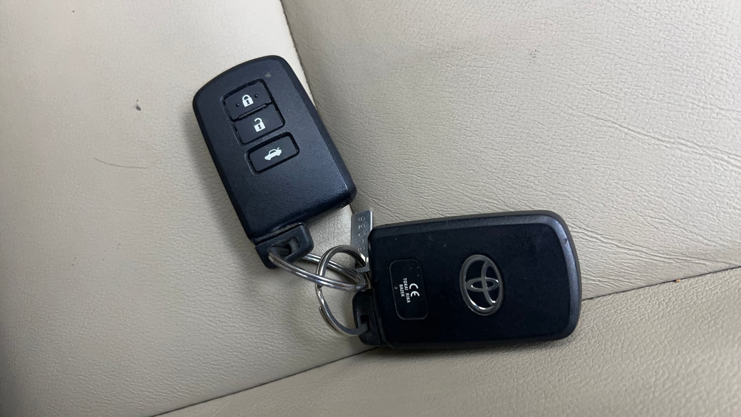 Used 2016 Toyota Corolla Altis VL AT Petrol Petrol Automatic extra CAR KEY VIEW