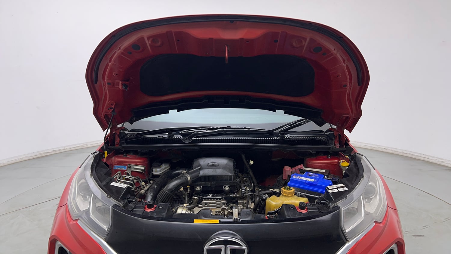 Used 2022 Tata Nexon XZA Plus Petrol Automatic engine ENGINE & BONNET OPEN FRONT VIEW