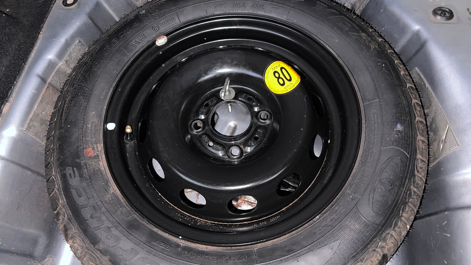 Used 2019 Tata Tiago Revotron XZ Plus Dual Tone Petrol Manual tyres SPARE TYRE VIEW