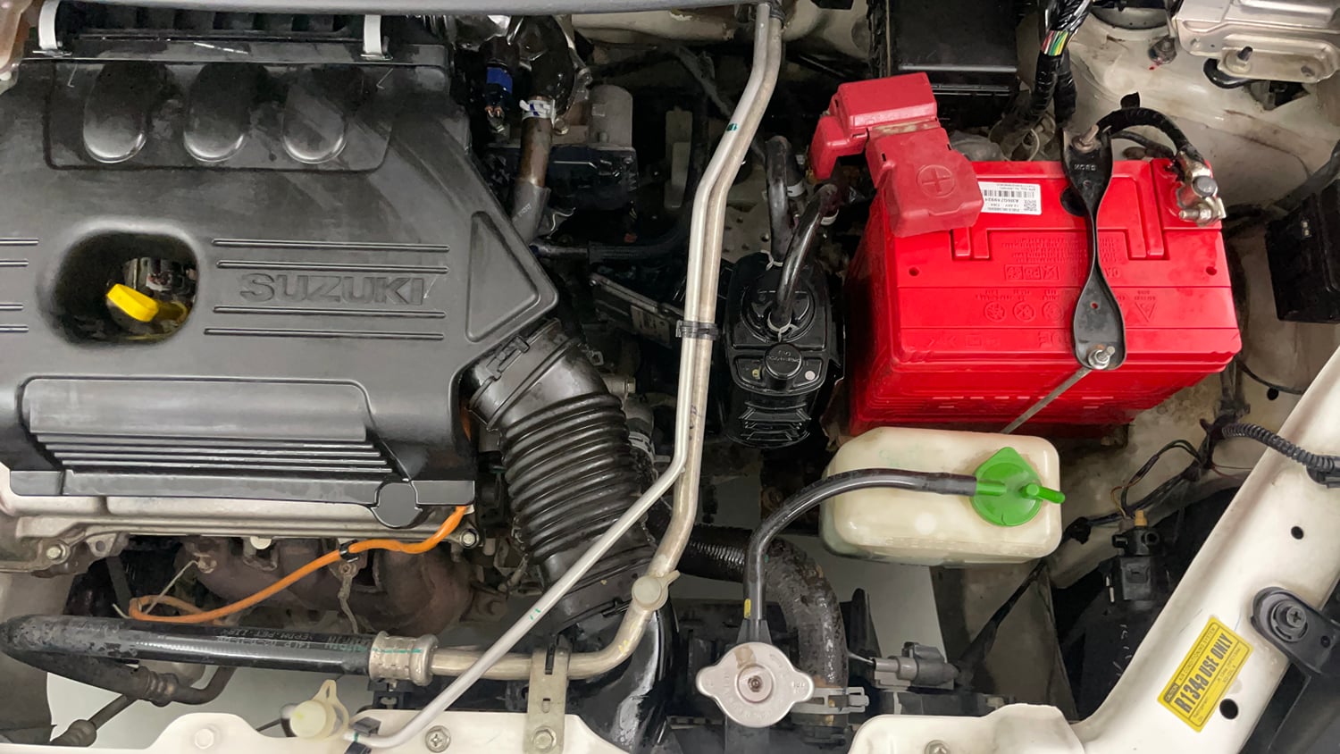 Used 2017 Maruti Suzuki Wagon R 1.0 VXI AMT Petrol Automatic engine ENGINE LEFT SIDE VIEW
