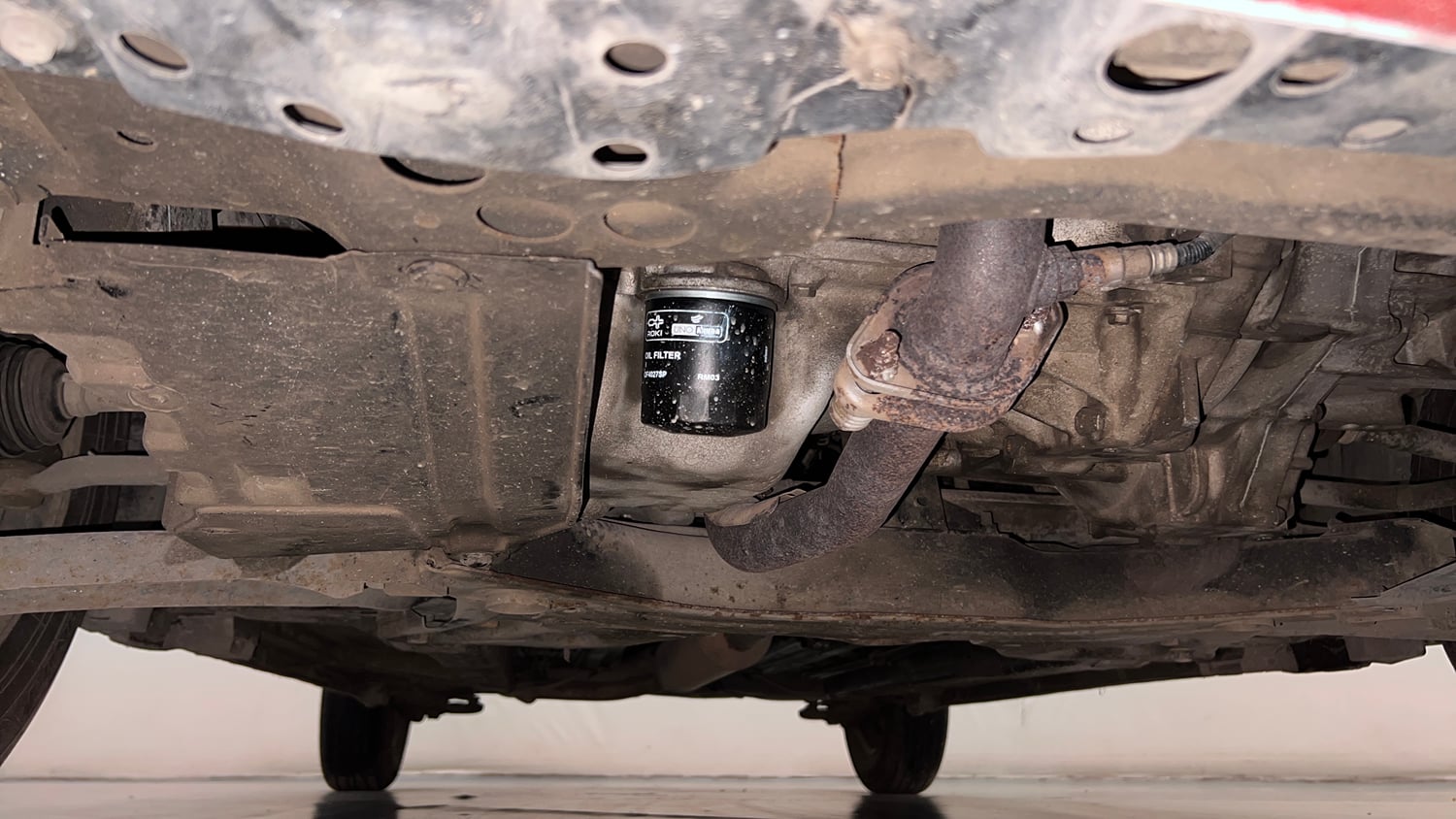 Used 2012 Maruti Suzuki Swift VXi Petrol Manual extra FRONT LEFT UNDERBODY VIEW