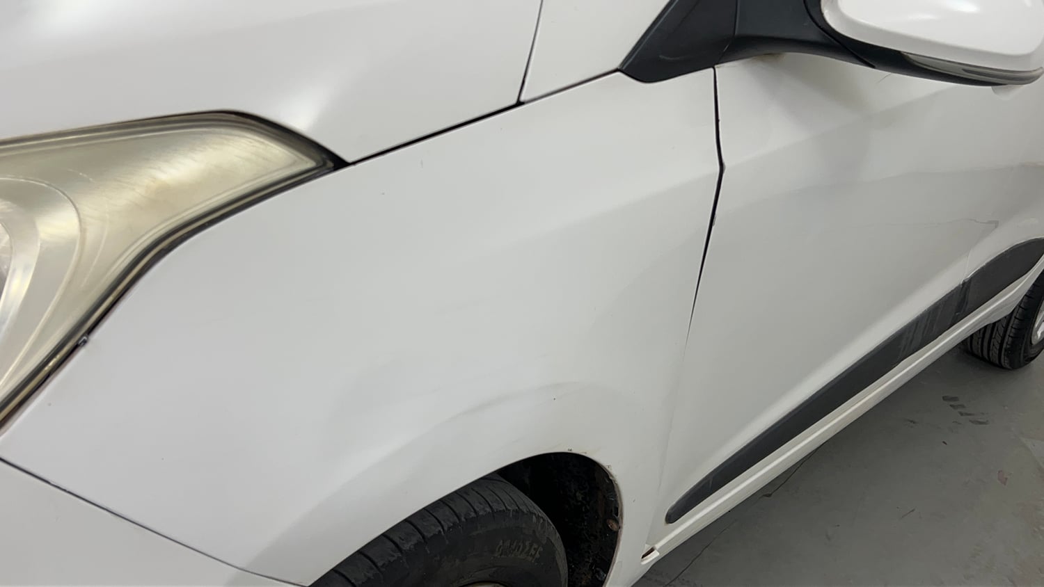 Used 2015 Hyundai Grand i10 Sportz 1.2 Kappa VTVT Petrol Manual dents MINOR DENT