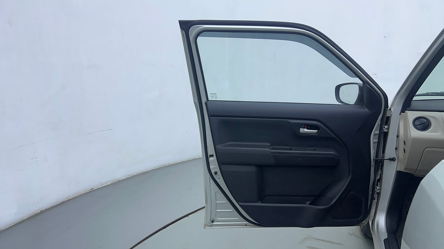 Used 2022 Maruti Suzuki Wagon R VXI 1.0 CNG Cng Manual interior LEFT FRONT DOOR OPEN VIEW