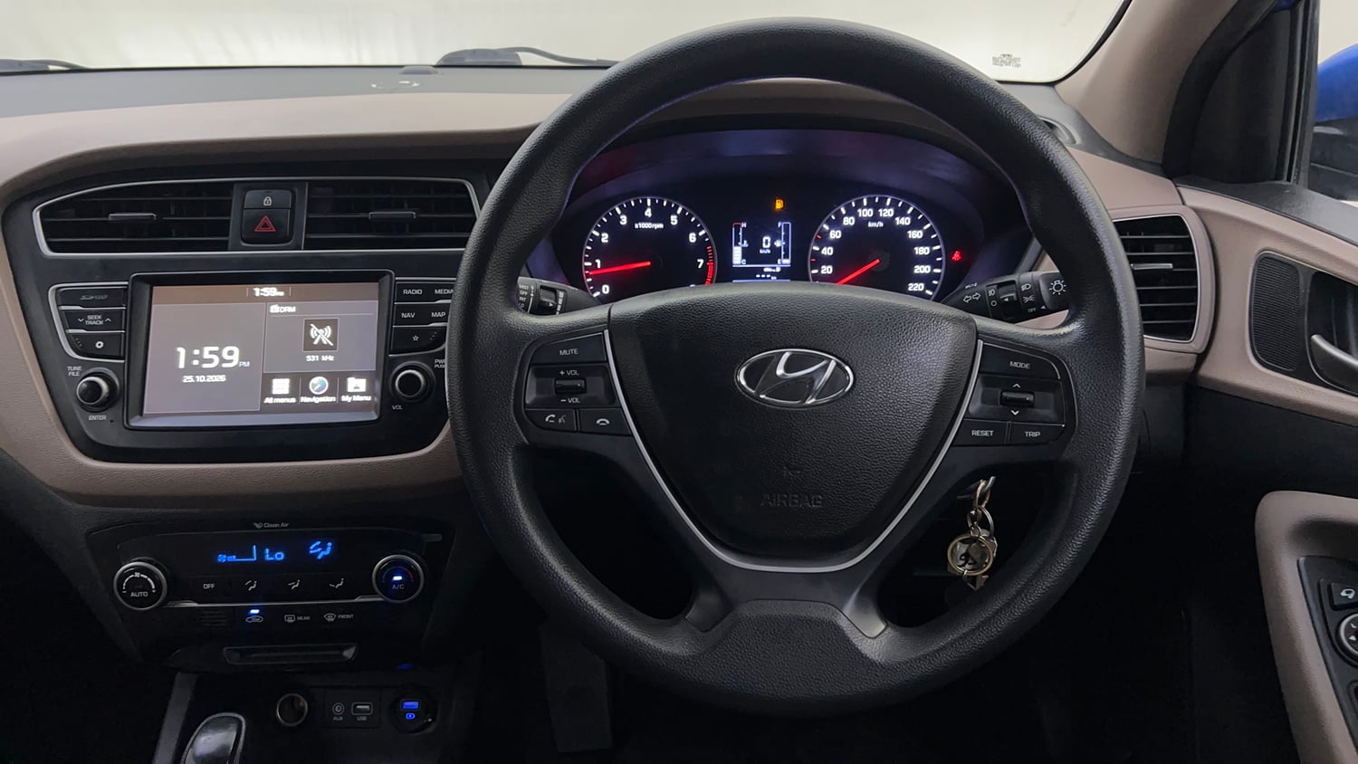 Used 2018 Hyundai Elite i20 Asta 1.2 AT Petrol Automatic interior STEERING VIEW