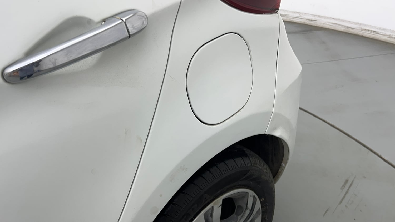 Used 2020 Tata Tiago XZA Petrol Automatic dents MINOR SCRATCH