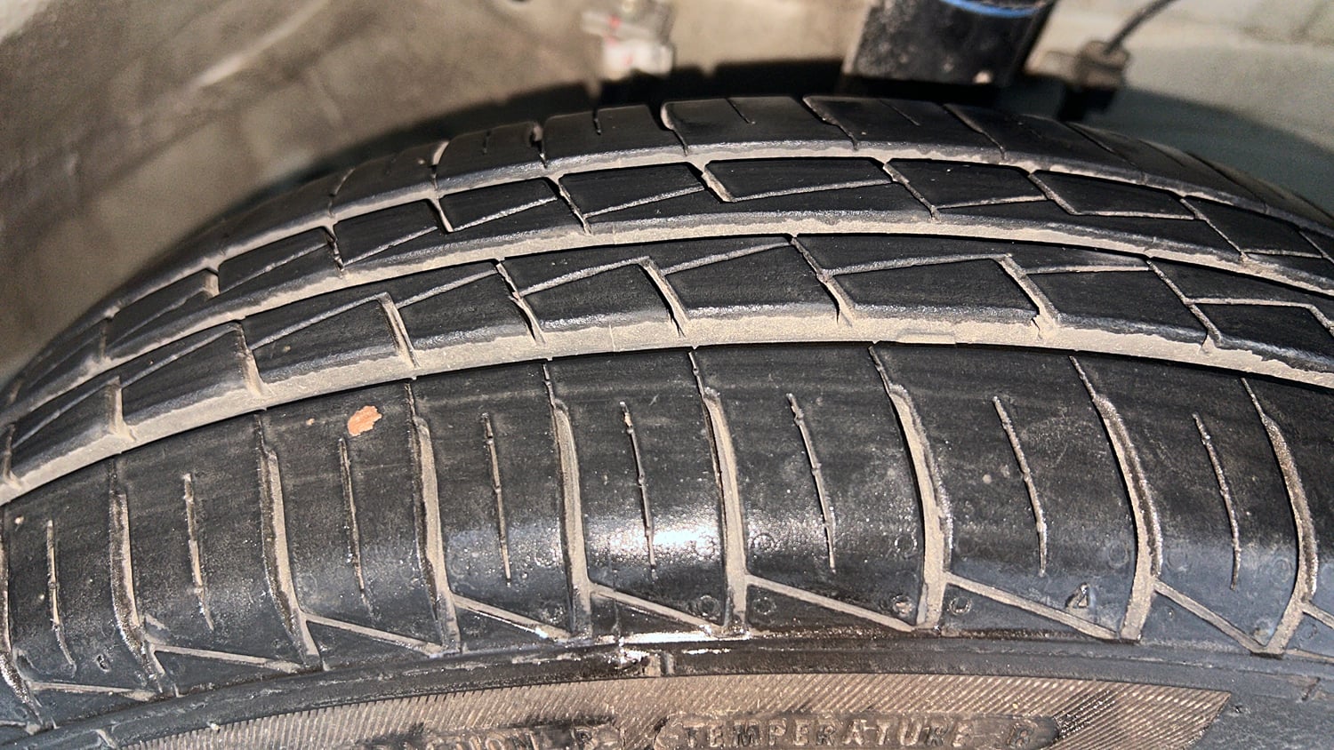 Used 2025 Maruti Suzuki S-Presso Lxi (O) Petrol Manual tyres RIGHT FRONT TYRE TREAD VIEW