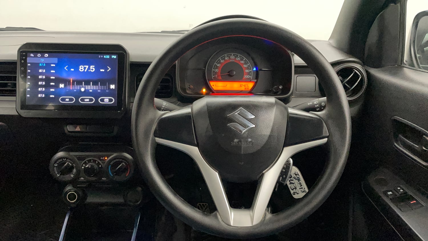 Used 2021 Maruti Suzuki Ignis Sigma 1.2 MT Petrol Manual interior STEERING VIEW